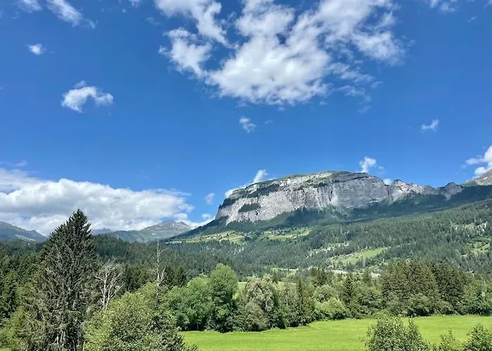 Swiss Near Flims Daire Trin